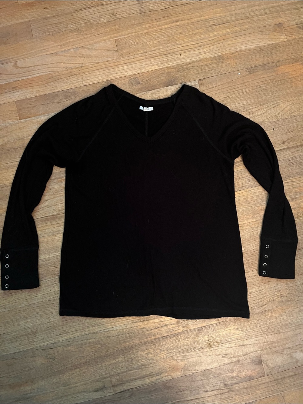Maurices Black V-Neck Long Sleeve Top with Grommet Cuffs